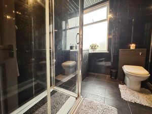 Shower Room- click for photo gallery